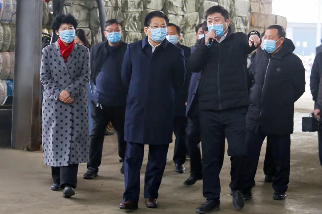 【集團(tuán)動(dòng)態(tài)】提質(zhì)增效強(qiáng)龍頭、助力發(fā)展高質(zhì)量-市委書(shū)記朱是西到南陽(yáng)仙草健康集團(tuán)調(diào)研